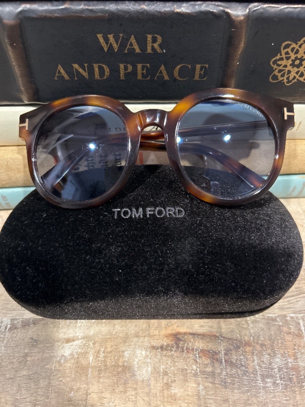 Tom Ford Tortoise round sunglasses